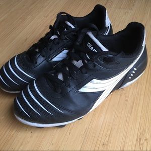 Crampons Diadora Cattura LPU Jeune - Taille 5 US (37 EU) - Jaune Fluo/rouge - Neuf En Boîte